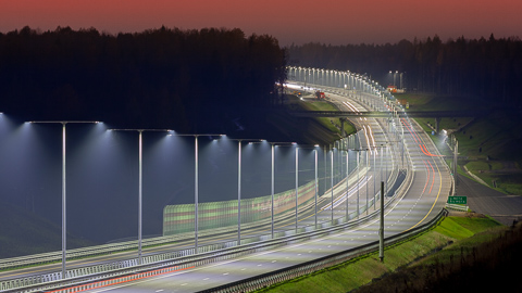 Обои для рабочего стола - Автомагистраль М11, Новгородская область, мост через реку Мста.
